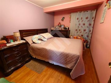 Casa en Venta en Av Las Parcelas