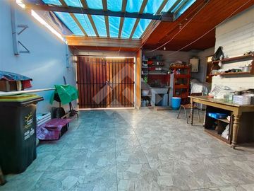 Casa en Venta en Av Las Parcelas