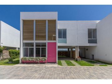Casa en Venta en Xochitepec - Residencial Ceiba