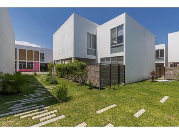Casa en Venta en Xochitepec - Residencial Ceiba