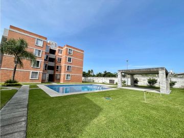 Departamento en venta con alberca y seguridad en Emiliano Zapata