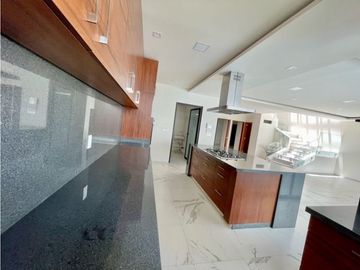 Casa en Cuernavaca con ALBERCA en privada