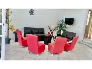 Casa en Morelos, cerca de Burgos SOLA y con ALBERCA