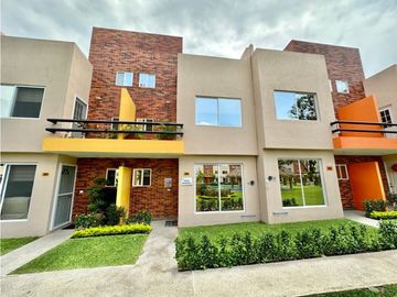 Casa en venta en Morelos Yautepec Alberca y vigilancia