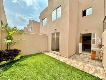 Casa en venta en Morelos Yautepec Alberca y vigilancia