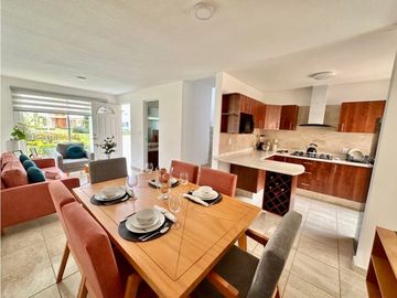 Casa en venta en Morelos Yautepec Alberca y vigilancia