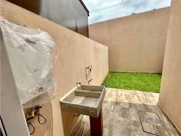 Casa en venta en Morelos Yautepec Alberca y vigilancia