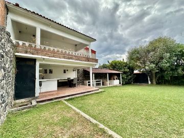 Casa en cuernavaca cerca de galerías 1,067 metros