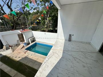 Casa en venta EN Morelos Jiutepec con alberca u seguridad