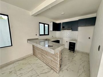 Casa en venta EN Morelos Jiutepec con alberca u seguridad