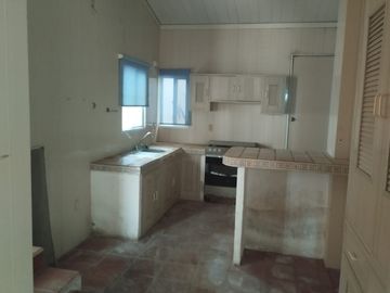 CASA EN VENTA EN COL. LOMAS DE CHAIREL