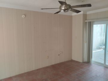 CASA EN VENTA EN COL. LOMAS DE CHAIREL