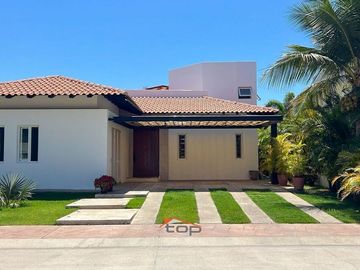 Casa en Venta, Fracc. Los Tigres, Nuevo Vallarta, Nayarit