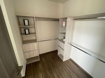 CASA EN VENTA VALLE IMPERIAL ZAPOPAN