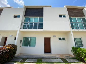 Venta de casa en Long Island Cancún huayacan  seguridad