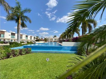 Venta de casa en Long Island Cancún huayacan  seguridad