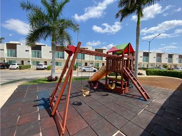Venta de casa en Long Island Cancún huayacan  seguridad