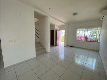 Venta de casa en Long Island Cancún huayacan  seguridad
