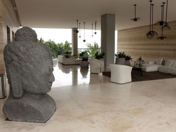 DEPARTAMENTO EN VENTA EN NARVAL SUR EN BUCERÍAS