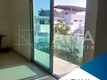 CASA EN VENTA PUERTA DEL SOL (F)