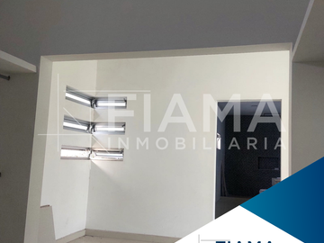 CASA EN VENTA PUERTA DEL SOL (F)
