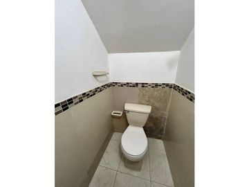 SE VENDE CASA MULTIFAMILIAR EN NUEVA TEQUENDAMA CALI