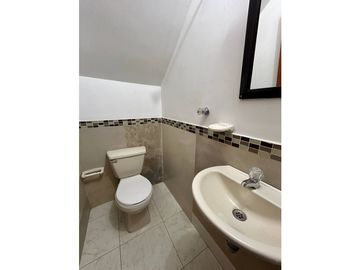 SE VENDE CASA MULTIFAMILIAR EN NUEVA TEQUENDAMA CALI