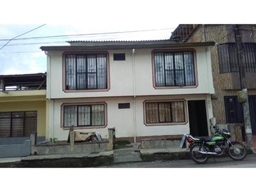 LUXA  VENDE CASA JOSE MA OBANDO PARA INVERSIONISTAS -5 APTOS RENTANDO