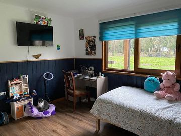 HERMOSA CASA EN PARCELA