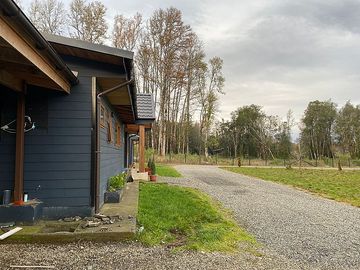 HERMOSA CASA EN PARCELA