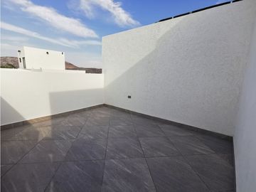 Casa nueva en venta Santa Fe con alberca, acabados de lujo