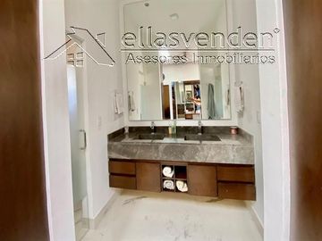 PRO1895 Casas en Venta, Bosques de las Misiones en Monterrey