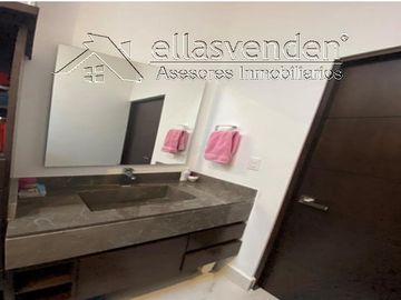 PRO1895 Casas en Venta, Bosques de las Misiones en Monterrey