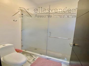 PRO1895 Casas en Venta, Bosques de las Misiones en Monterrey