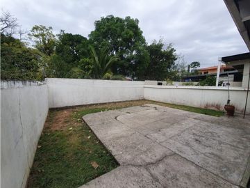 Excelente Oportunidad! Casa En Venta En El Dorado