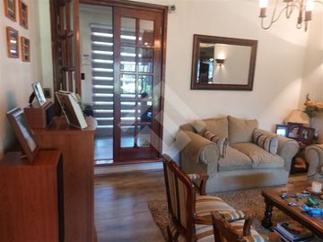 Casa en Venta en Barrio Los Valles/ Matías Cousiño