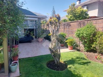 Casa en Venta en Barrio Los Valles/ Matías Cousiño