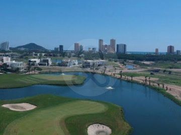 CASA VENTA EN MARINA CAMPO DE GOLF Casa en venta en Fraccionamiento Marina Mazatlán