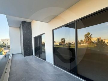 CASA VENTA EN MARINA CAMPO DE GOLF Casa en venta en Fraccionamiento Marina Mazatlán