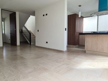 Casa en venta en Aguascalientes poniente