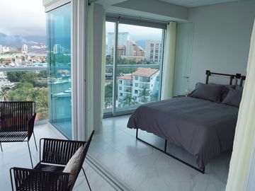 COMODO Y CENTRICO DEPARTAMENTO EN EL CORAZON DE LA MARINA VALLARTA