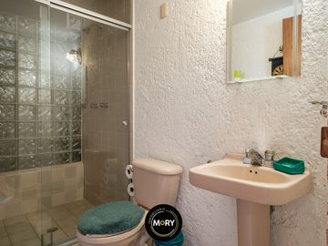 Casa en condominio en venta La Loma Santa Fe
