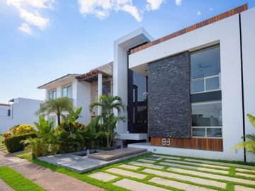 Casa en venta en La Cruz de Huanacaxtle