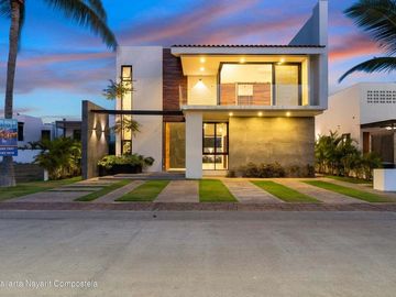 Casa nueva en venta en Los Tigres con alberca privada