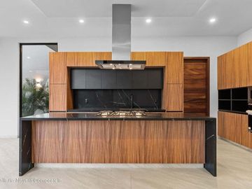 Casa nueva en venta en Los Tigres con alberca privada