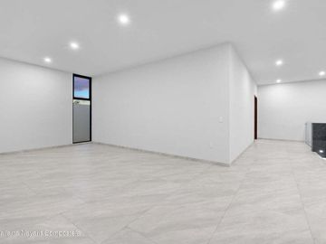 Casa nueva en venta en Los Tigres con alberca privada