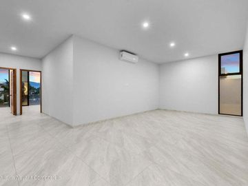 Casa nueva en venta en Los Tigres con alberca privada