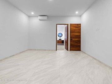 Casa nueva en venta en Los Tigres con alberca privada