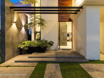 Casa nueva en venta en Los Tigres con alberca privada