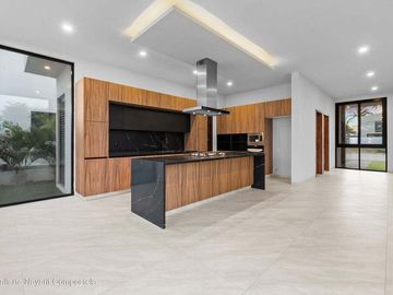 Casa nueva en venta en Los Tigres con alberca privada